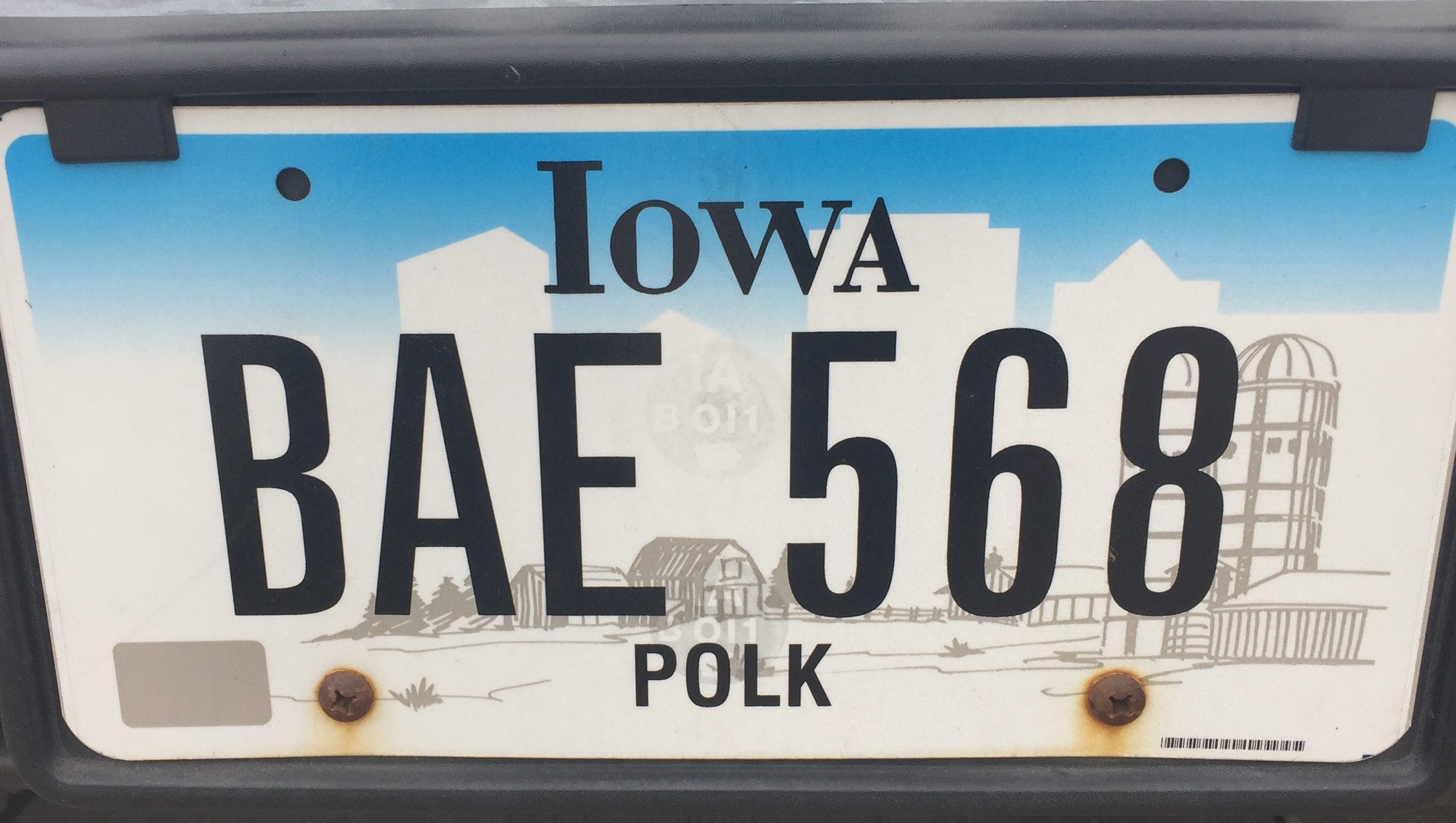 The Iowa license plate debate is silly
