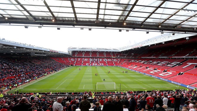 Bomb Threat At Manchester United S Old Trafford After Training Device Left Behind