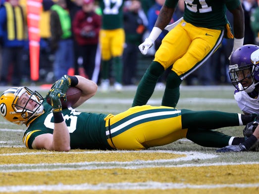 Green Bay Packers wide receiver Jordy Nelson (87) scores