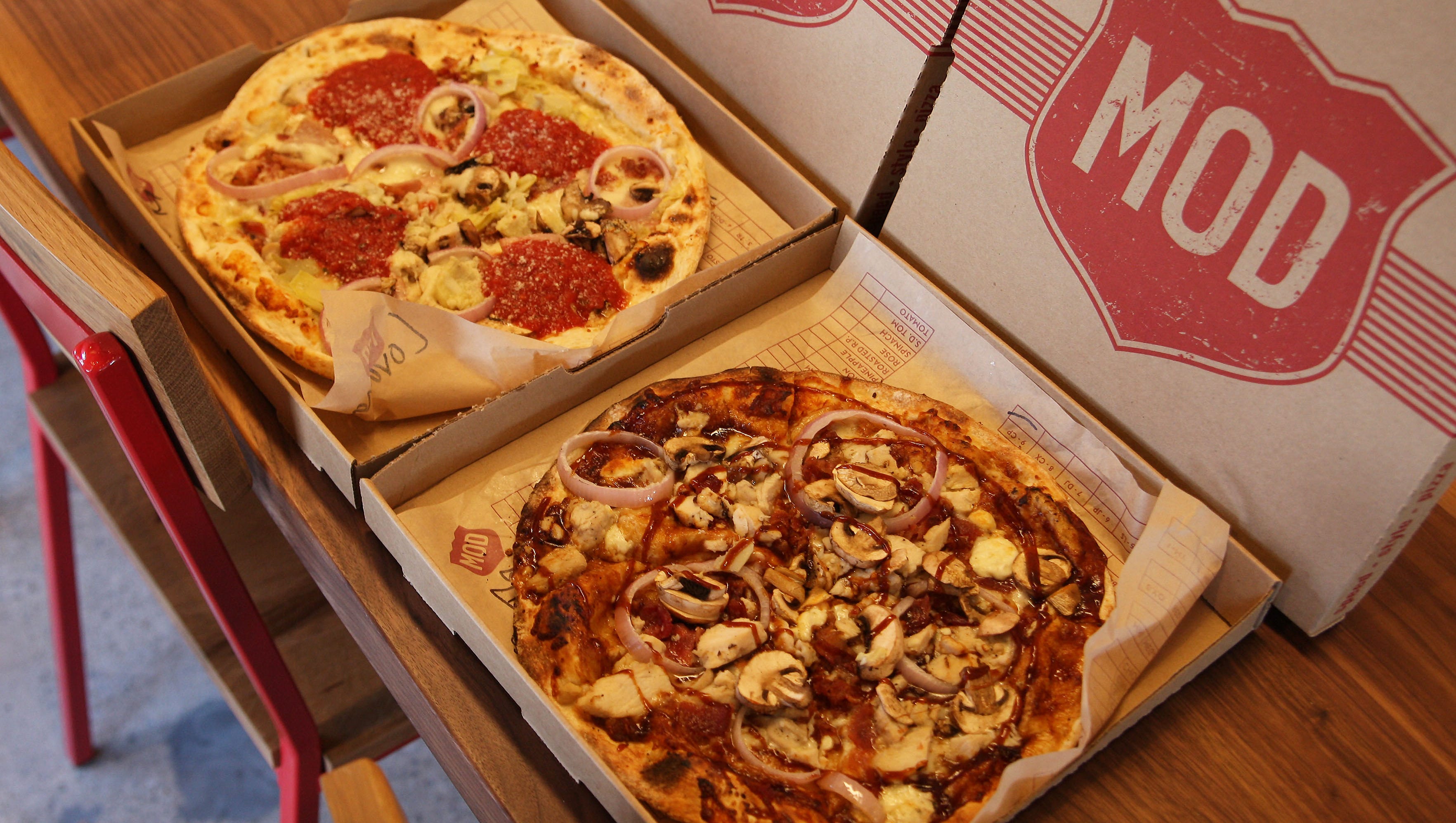 Mod Pizza Offers Artisan Pies In Wauwatosa Village Location