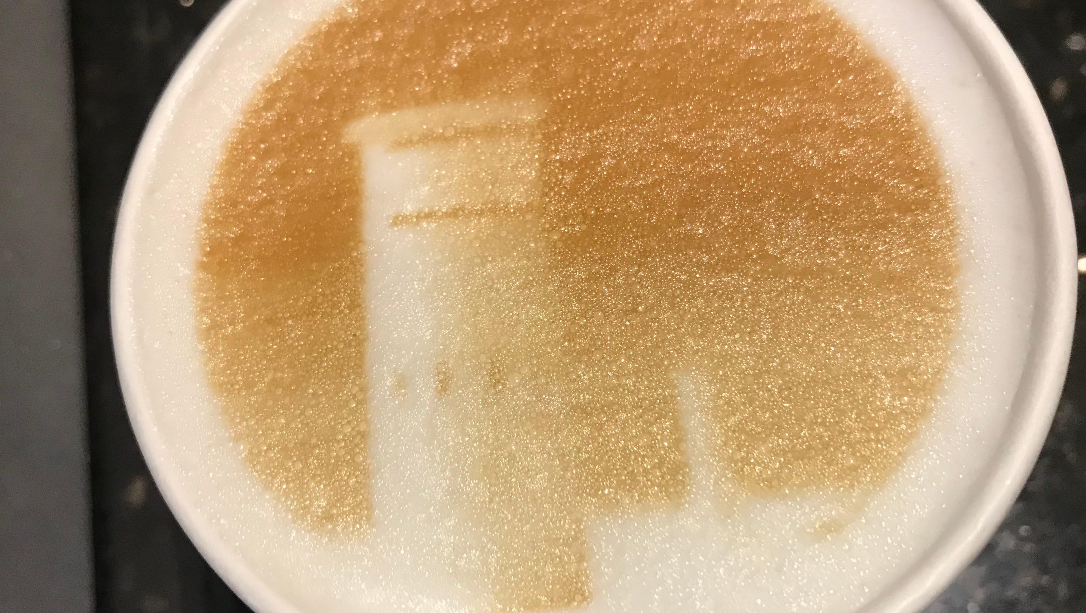 Mug Spoon Machine Turns Faces Into Foamy Art