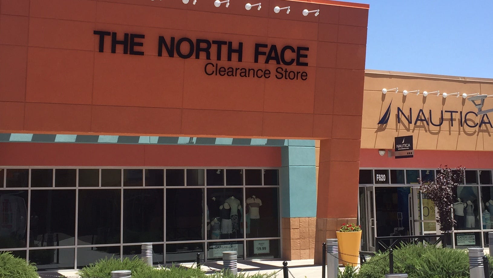 North Face opens outlet clearance store