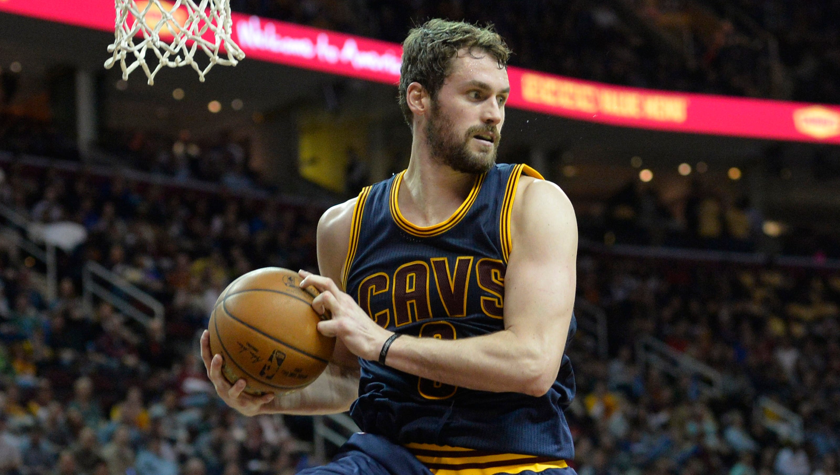 Cavaliers GM: Kevin Love likely done for season