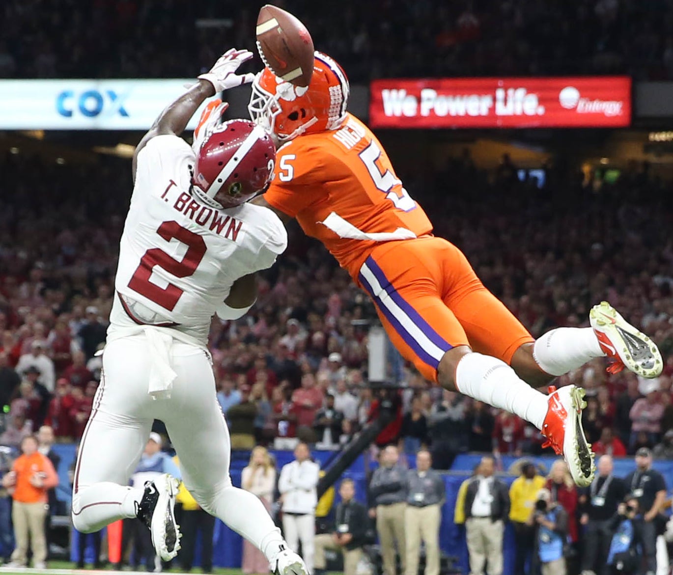 Alabama Crimson Tide defensive back Tony Brown (2) breaks up a pass intended for Clemson Tigers wide receiver Tee Higgins (5) during the second quarter.