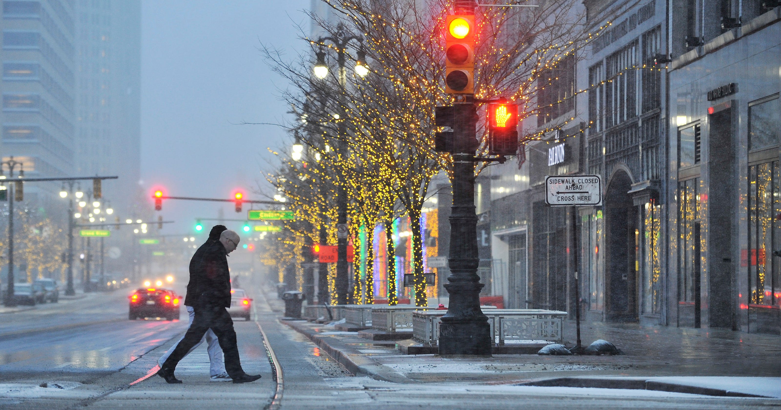 2 4 Inches Of Snow Possible In Se Michigan By Sunday