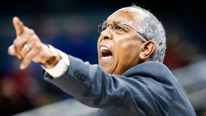 Memphis head coach Tubby Smith during second half action against USF in their AAC first round tournament game in Orlando, Fl., Thursday, March 8, 2018.