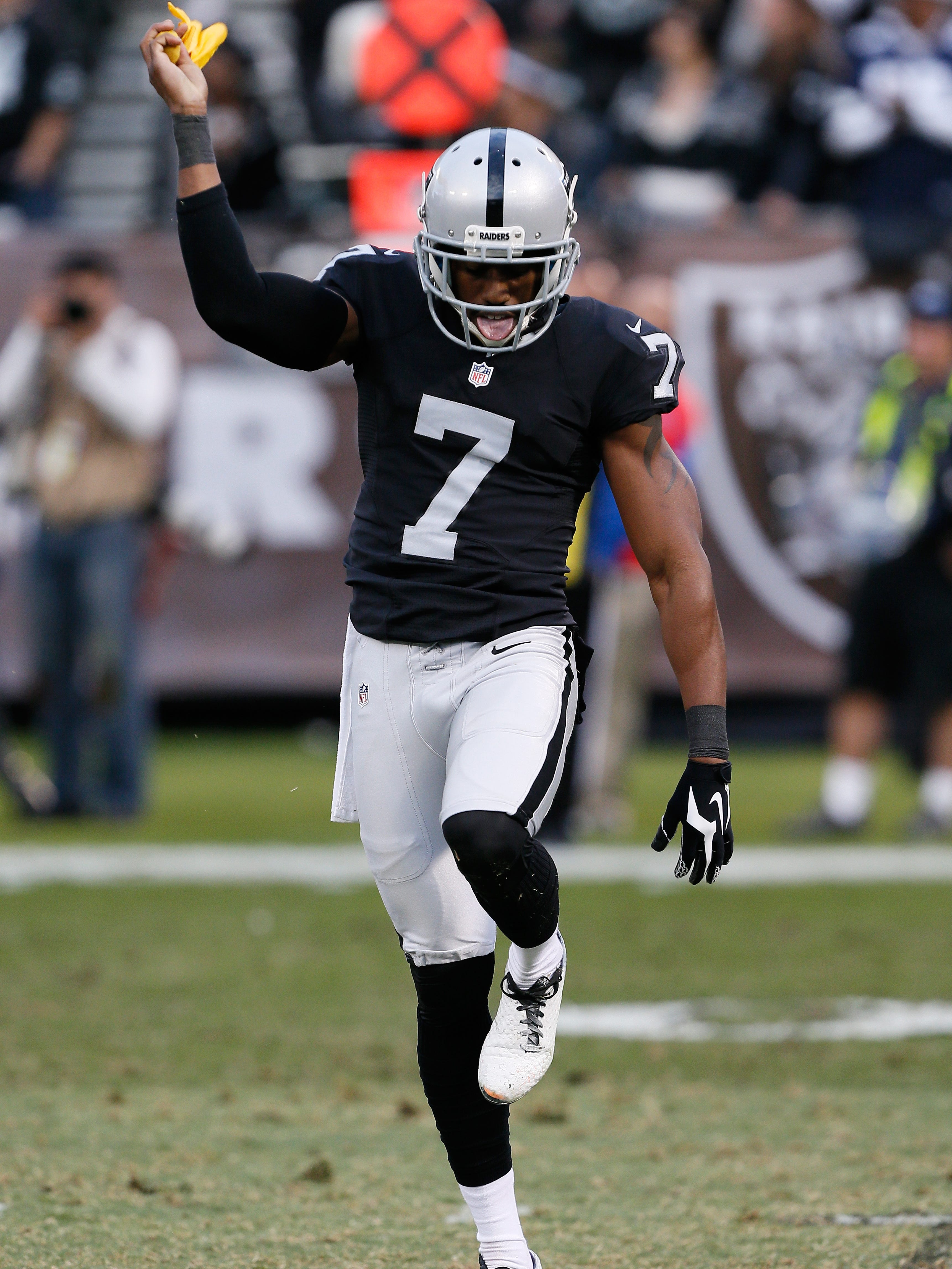 Raiders Marquette King Apologized To Ref For Dancing With Flag