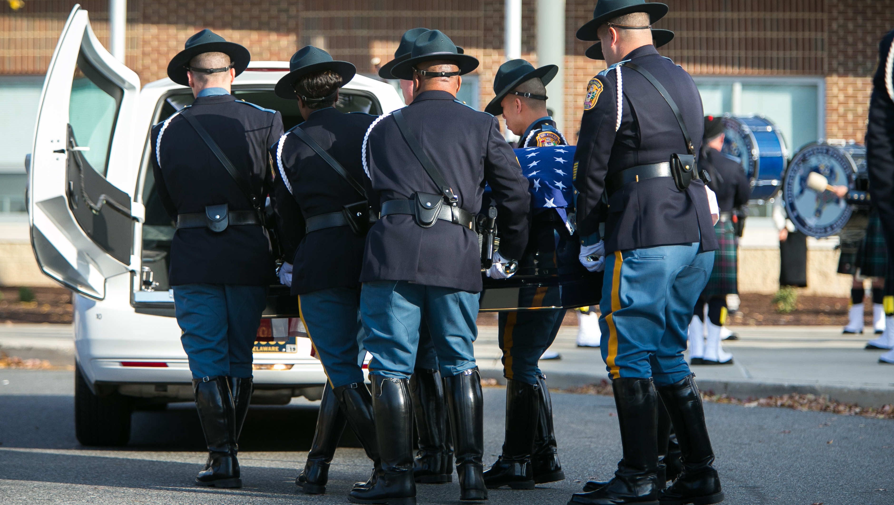 Dsp Sgt Bond Praised For A Short Life Well Lived