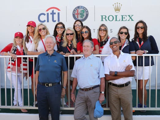 Former presidents Bill Clinton, George W. Bush and