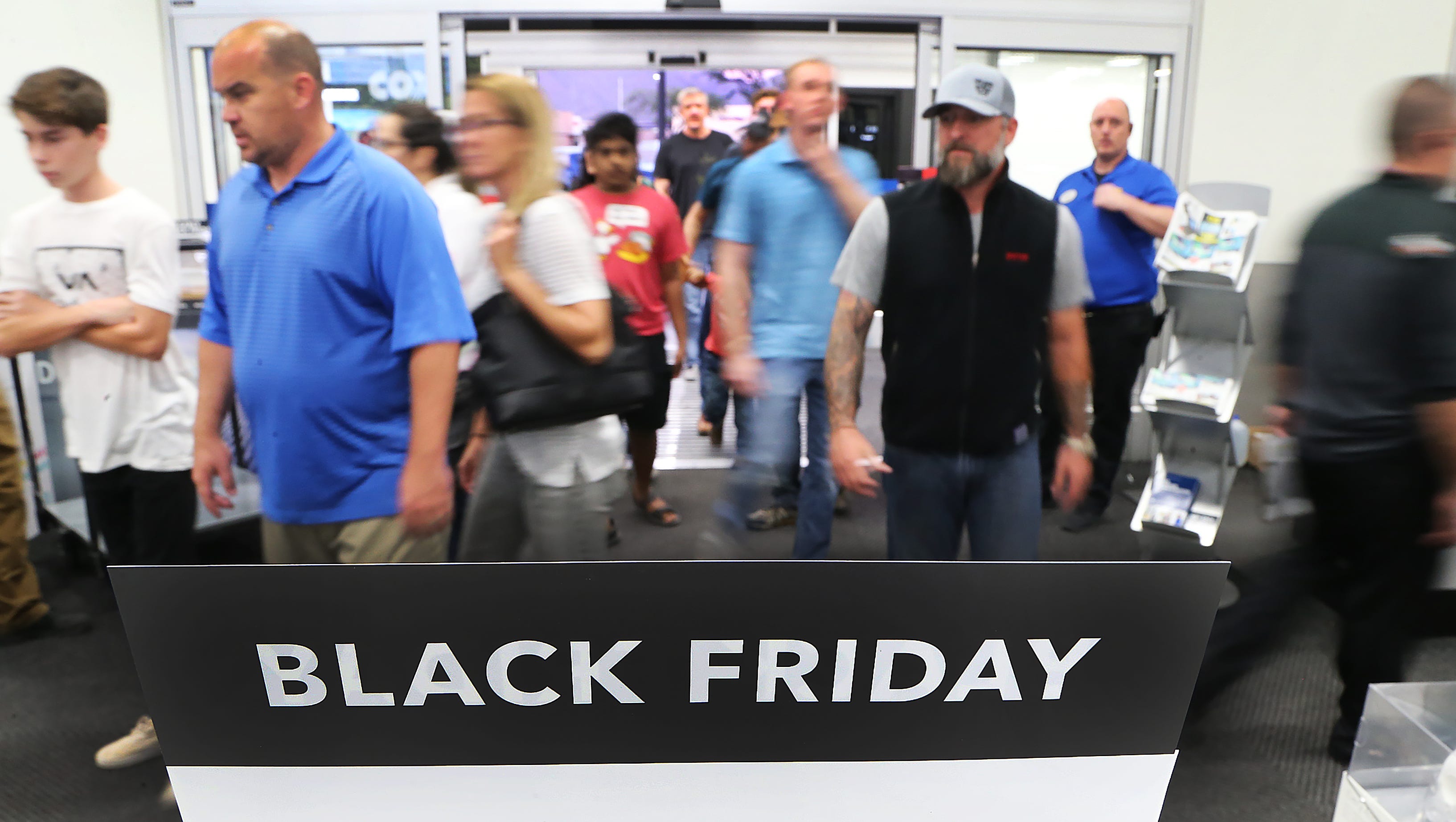 What Phoenix Area Stores Are Open On Thanksgiving And Black Friday