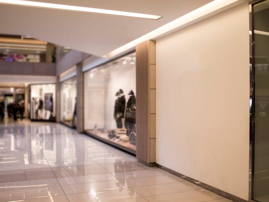 A corridor in a shopping mall