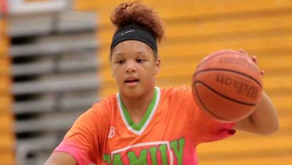 Vols Basketball Star S Daughter 12 Has Offers From Ole Miss Mtsu
