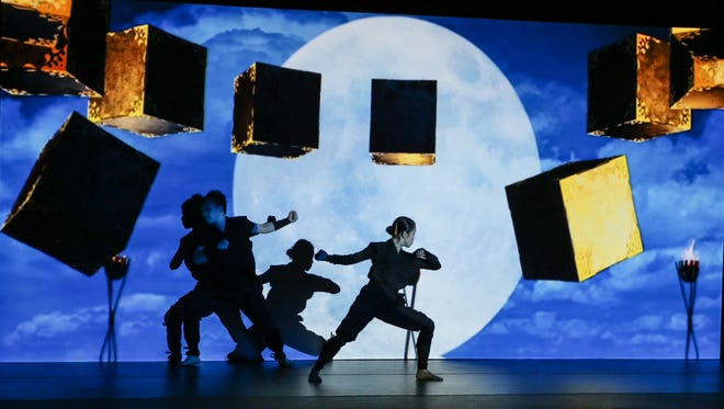 Japanese troupe "enra" combines dance, technology and sound into a mesmerizing performance at the Palm Springs Arts Museum’s Annual Gala.