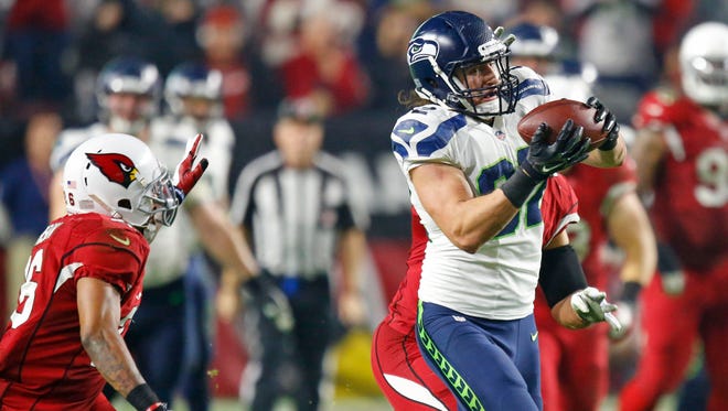 Seattle Seahawks tight end Luke Willson catches a pass over the middle against the Cardinals in the fourth quarter quarter of their game Sunday, Dec. 21,  2014 in Glendale.