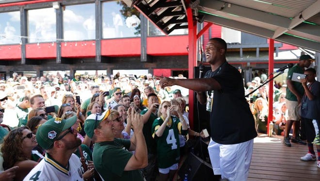Packers Bring Road Pep Rallies Home