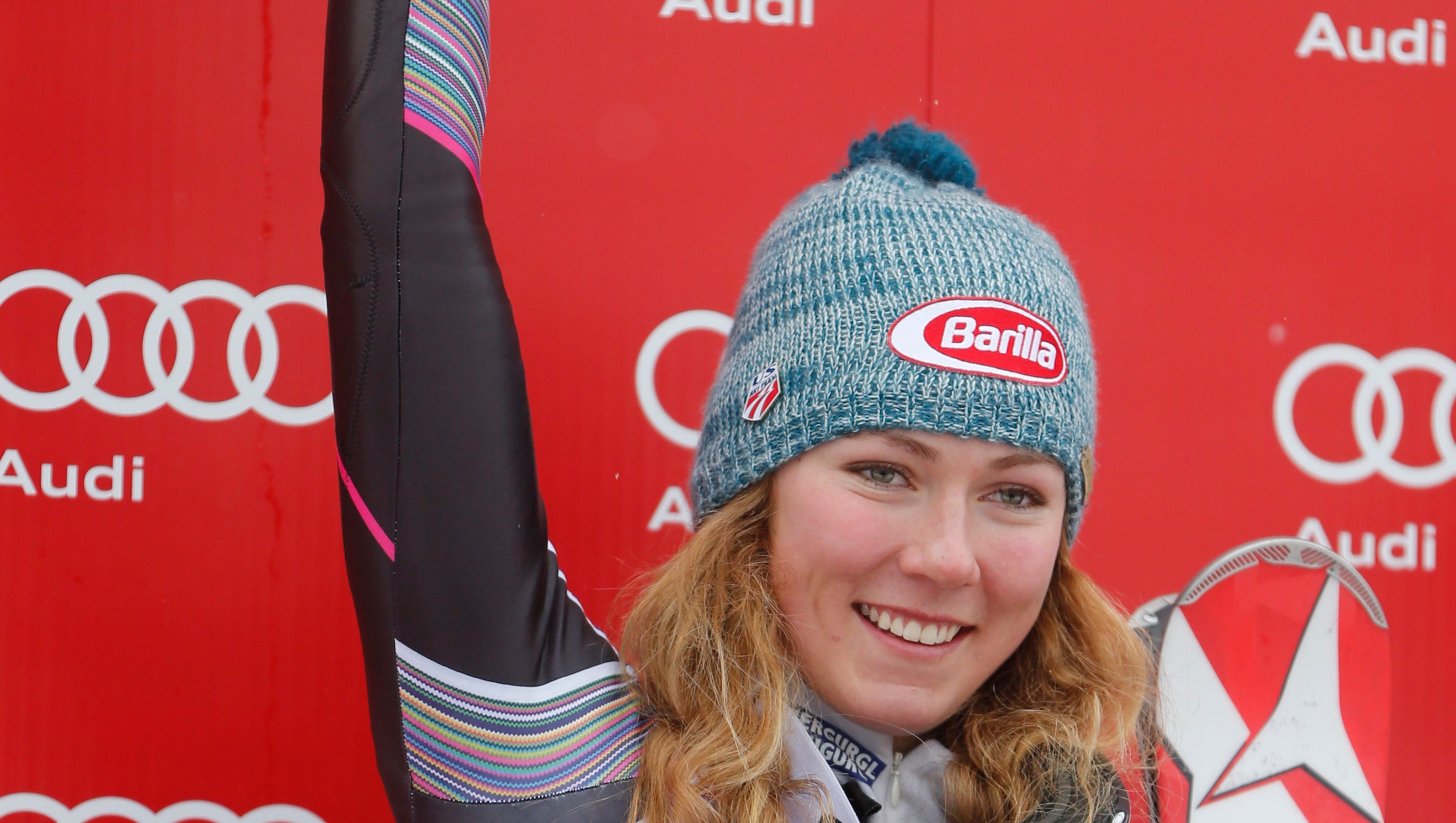 U.S. teen Mikaela Shiffrin wins slalom in snow, rain