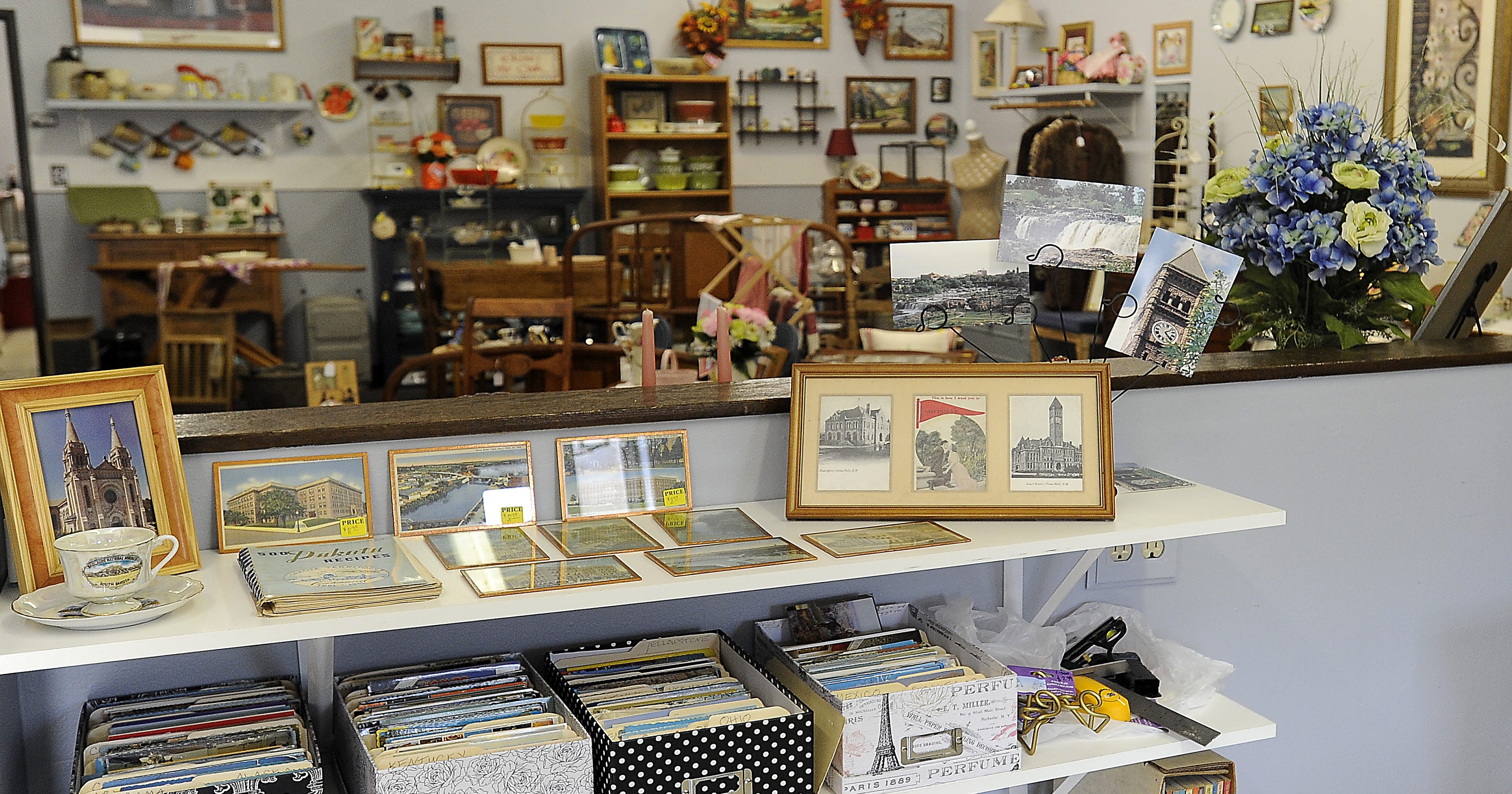New antique shop opening downtown