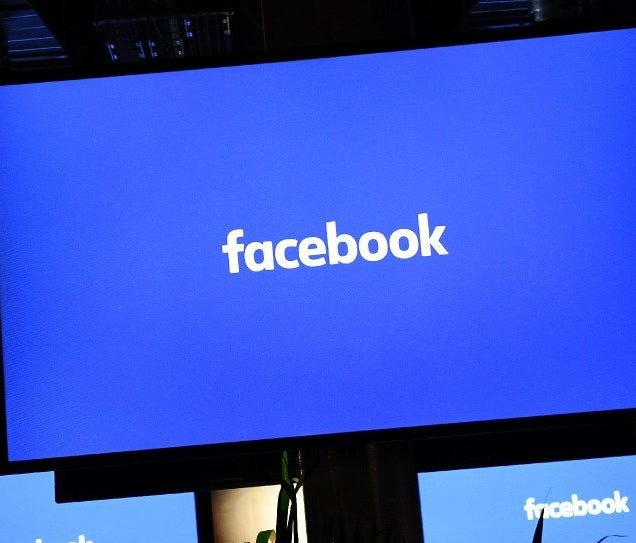 Facebook is testing a new way to coax people out of their filter bubbles by showing them other news articles before they read the one their friends shared.