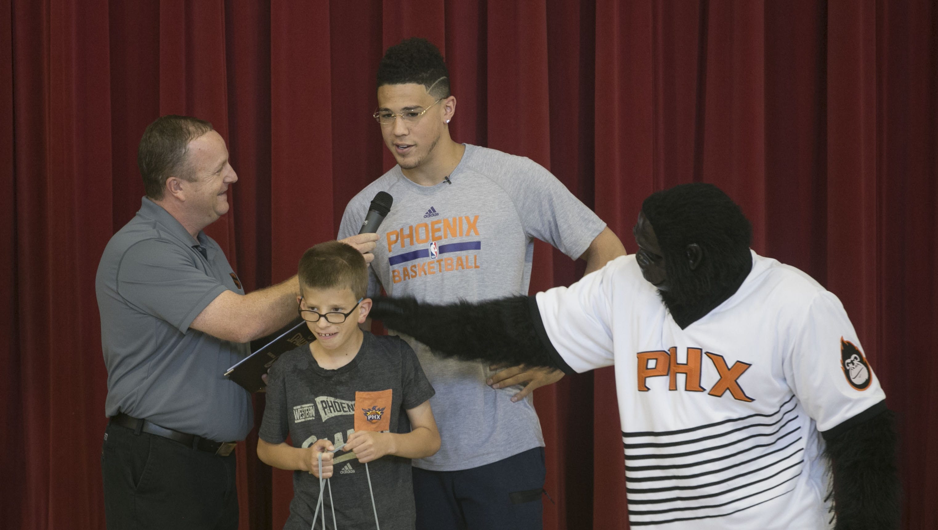 Suns Star Devin Booker Surprises Special Needs Student With Trip To Nba Draft Lottery