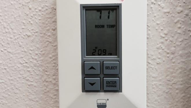 The thermostat at Carnegie Town Hall is set to 71.5 degrees during regular business hours. But some City Councilors say the temperature in the room drops to uncomfortable levels when the mayor takes the gavel.