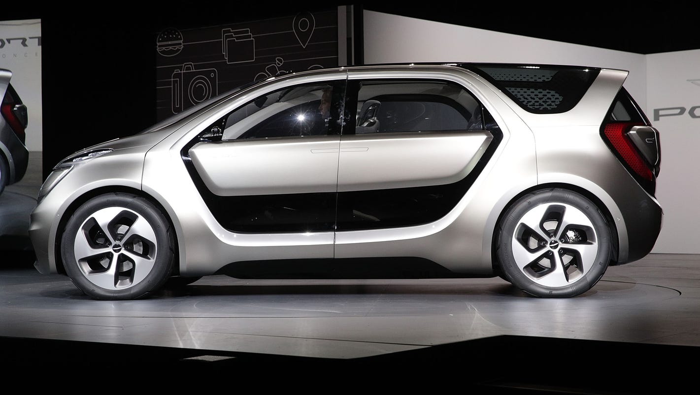 Chrysler unveils Portal electric minivan concept