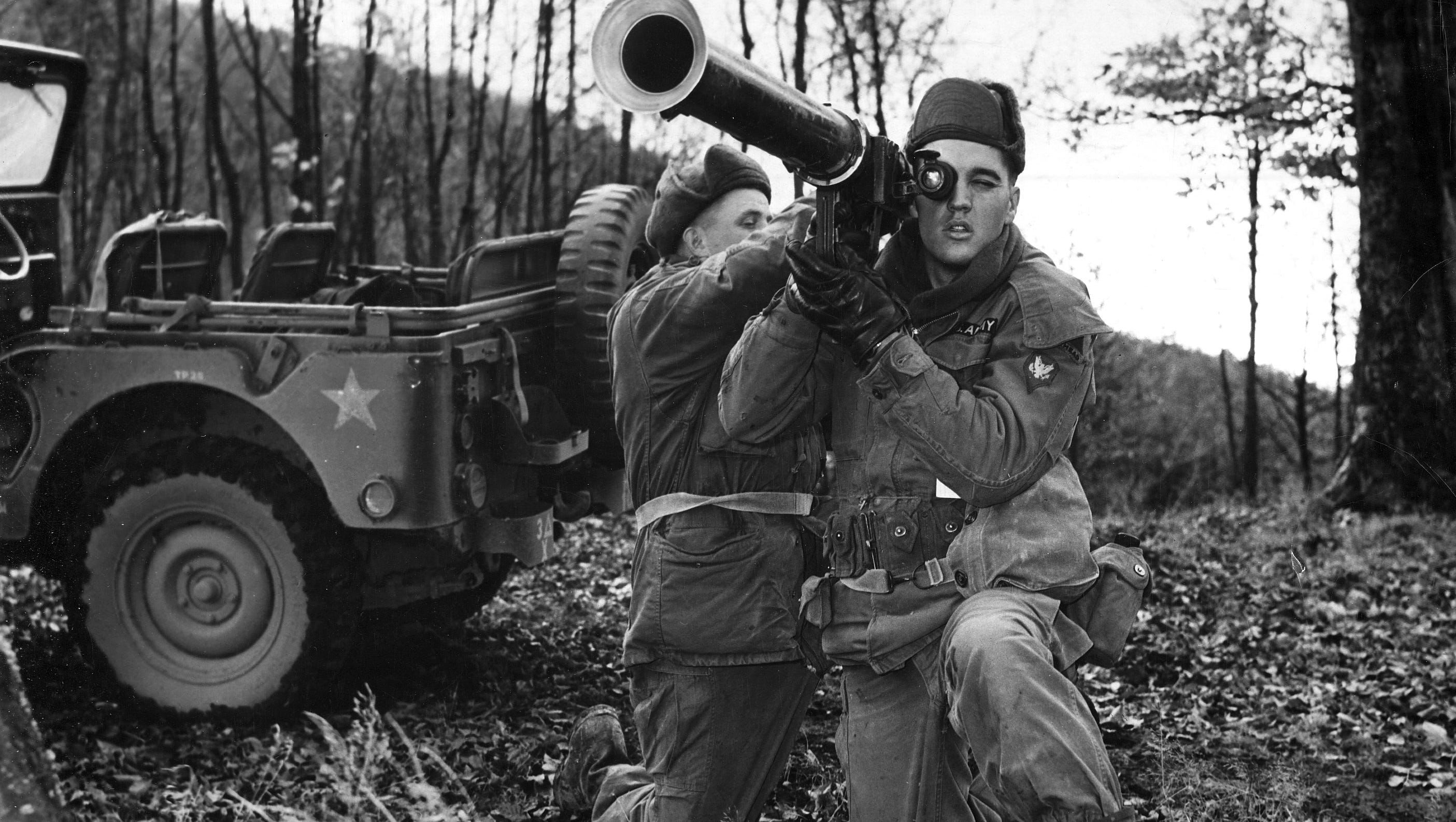 Commercial Appeal S Elvis File Covers The Odd To The Astonishing