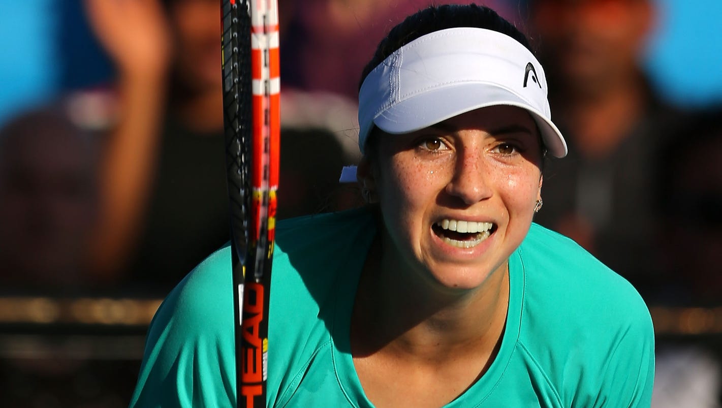 Christina McHale recovers to win after throwing up