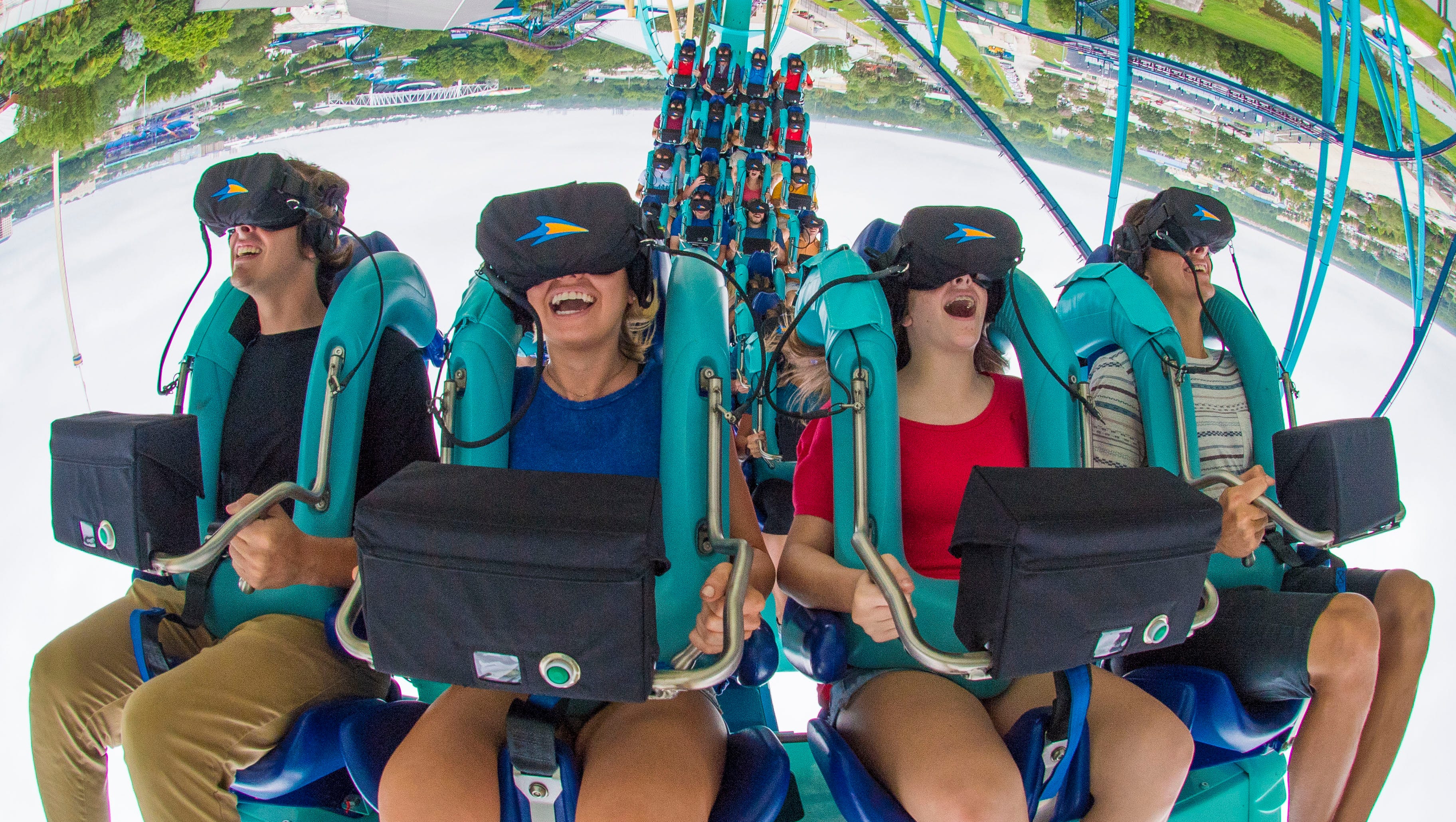 Устройства для развлечения. Epic Roller Coasters VR. VR Coaster extreme фото. Устройство для развлечений