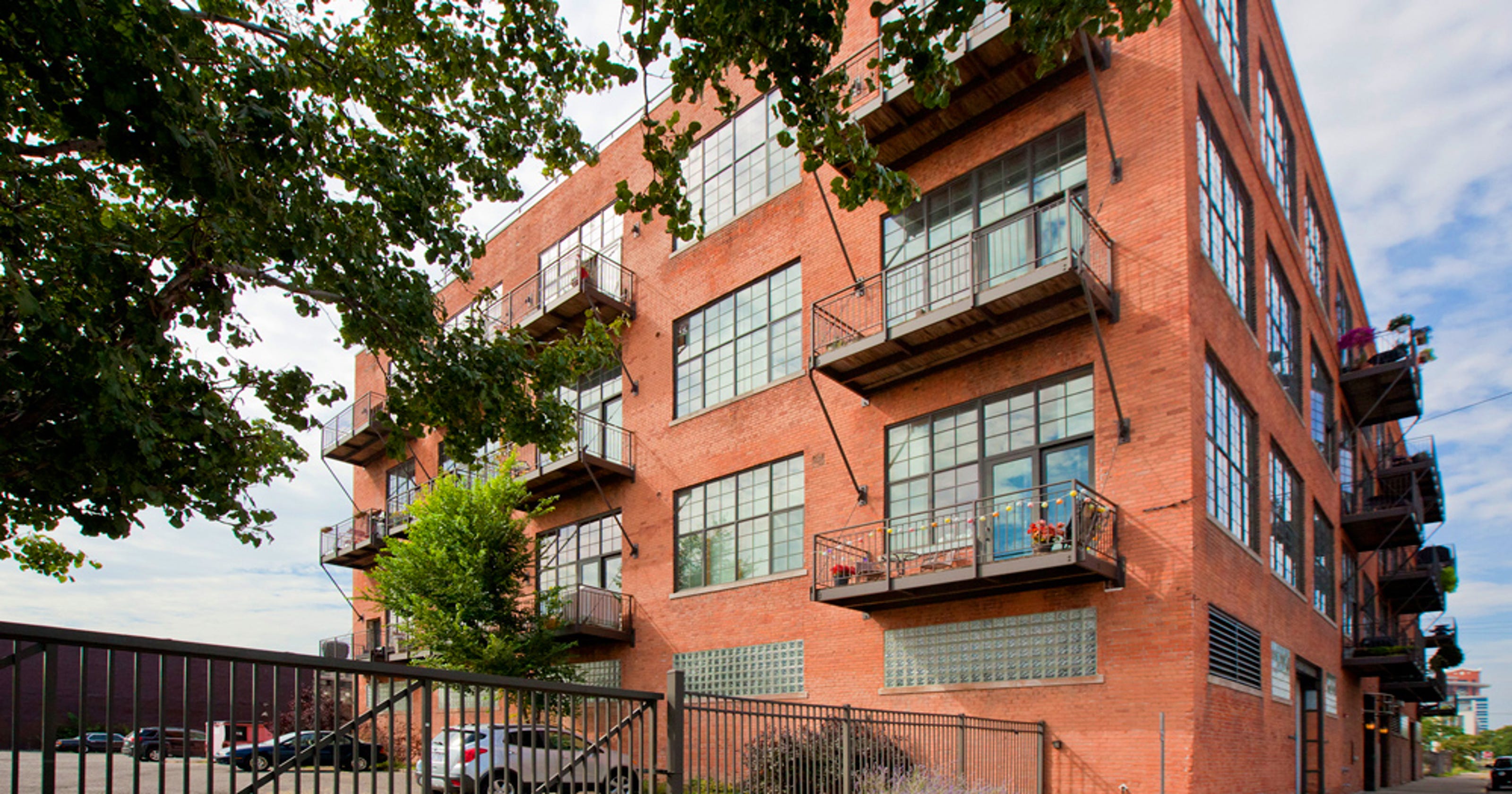 See inside the Corktown loft in Detroit that fetched a ...