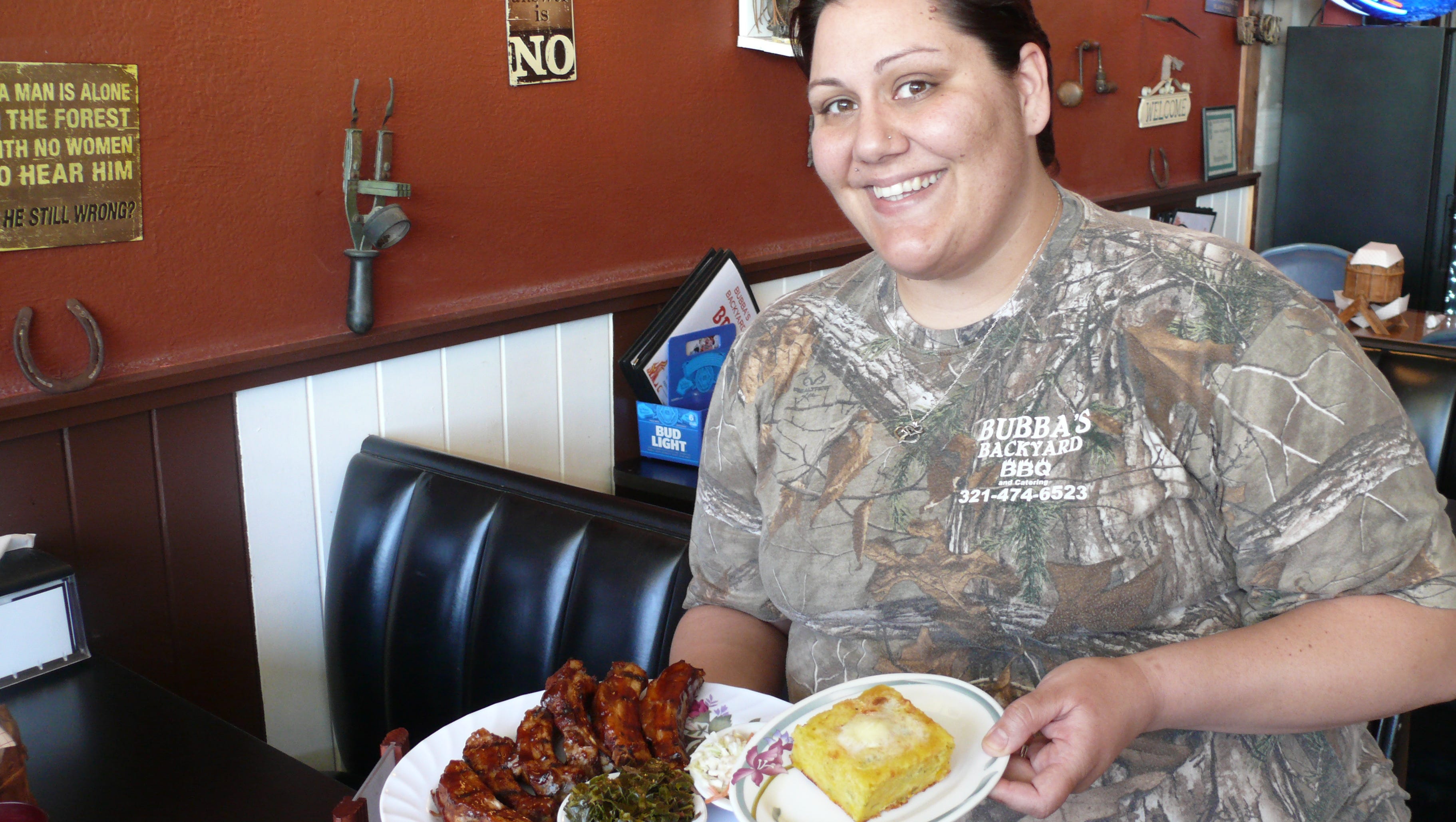 Bubbas Brings Barbecue Out Of The Backyard And Into Lake Washington