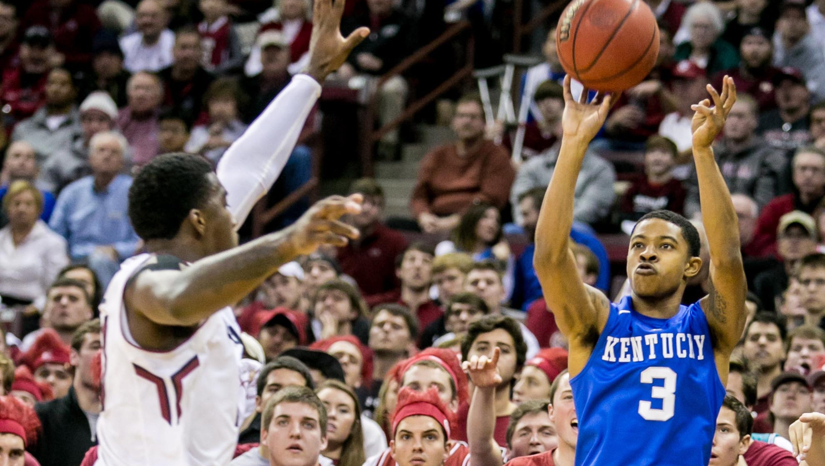 No. 1 Kentucky basketball avoids road trap, stays perfect at South Carolina