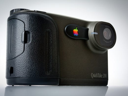 Quicktake_200, an early Apple digital camera.