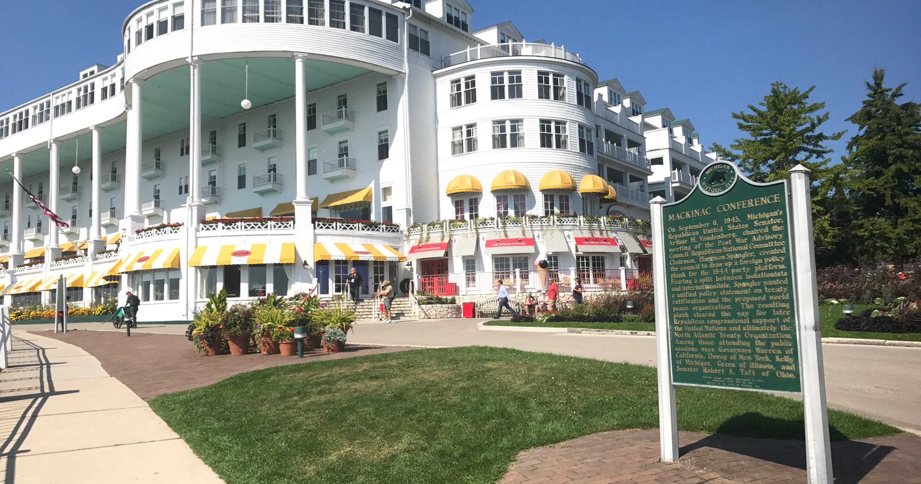 Mackinac S Grand Hotel Offering Pure Michigan Deals