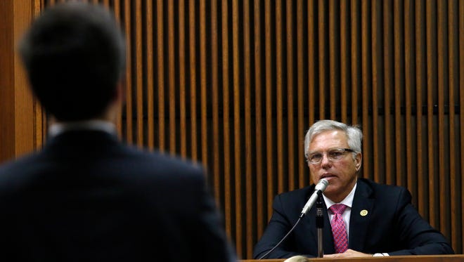 Dothan, Ala., mayor Mike Schmitz answers questions from prosecutor Mike Duffy during the Alabama speaker Mike Hubbard trial on Friday, May 27, 2016  in Opelika, Ala. Todd J. Van Emst/Opelika-Auburn News/Pool Photo