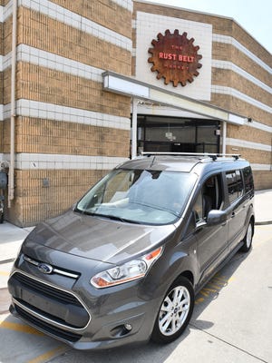 Ford’s Transit Connect is generating sales during an off-year when the automaker has few new offerings
to compete with flashy new SUVs and crossovers offered by competitors. (Daniel Mears / The Detroit News)