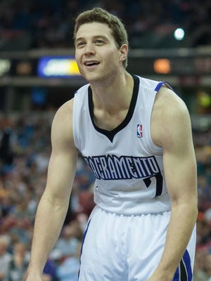 Sacramento Kings didn't pick up the option on point guard Jimmer Fredette.