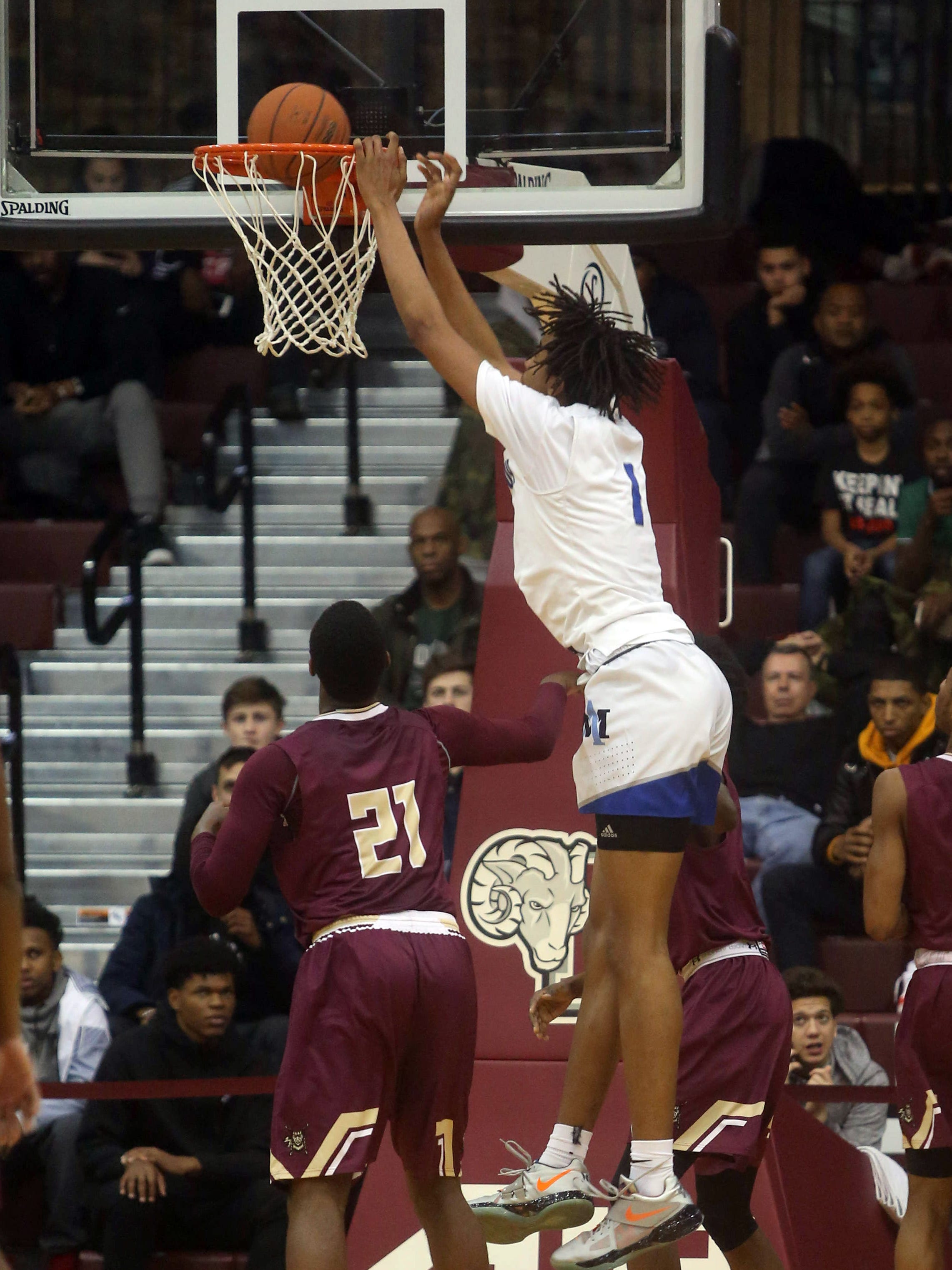 Boys Basketball Season Ends For Iona Prep In Chsaa Quarterfinals