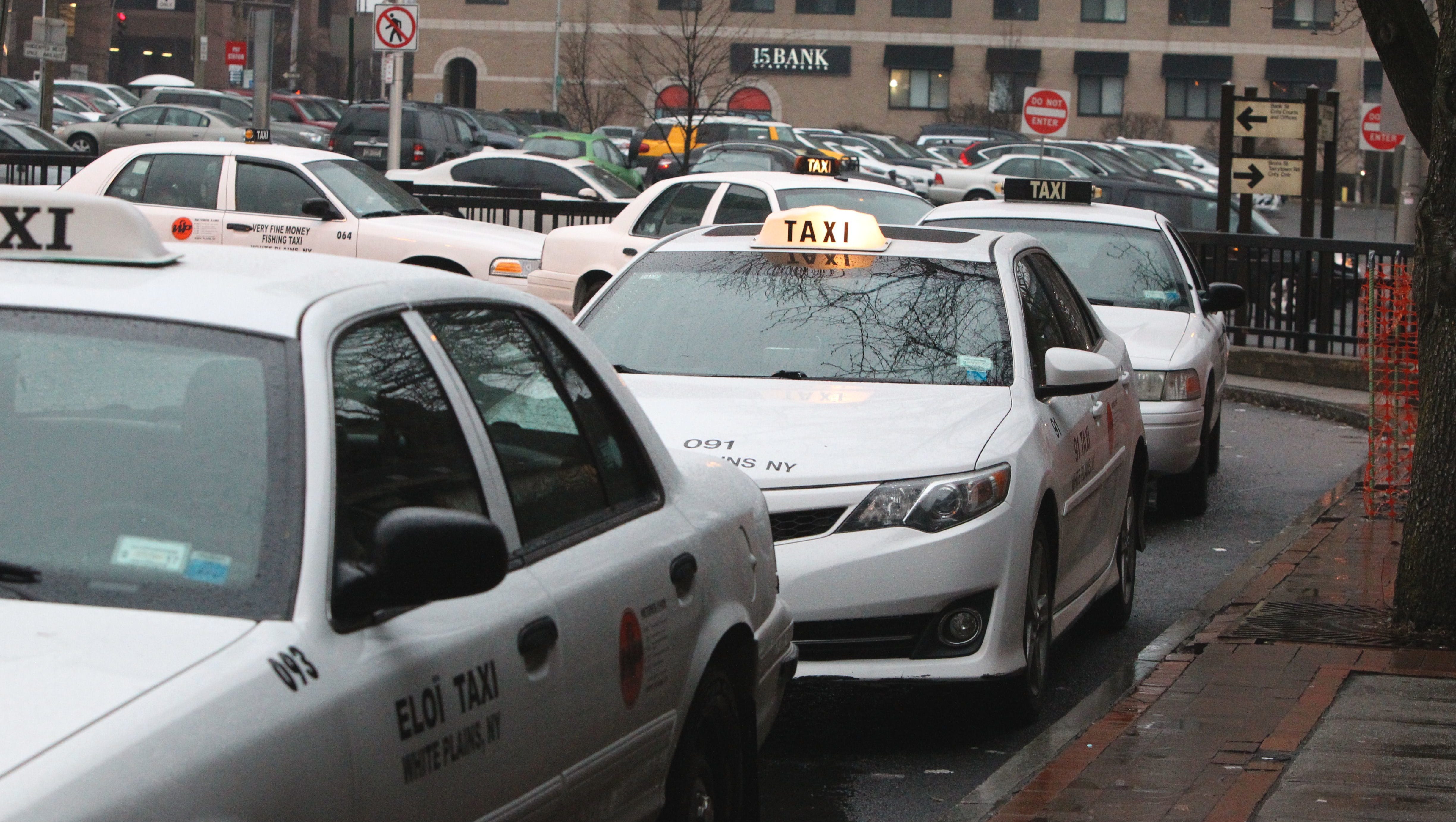 Uber Lyft Should Face Same Regulations As Rest Of Industry Limo Service Owner