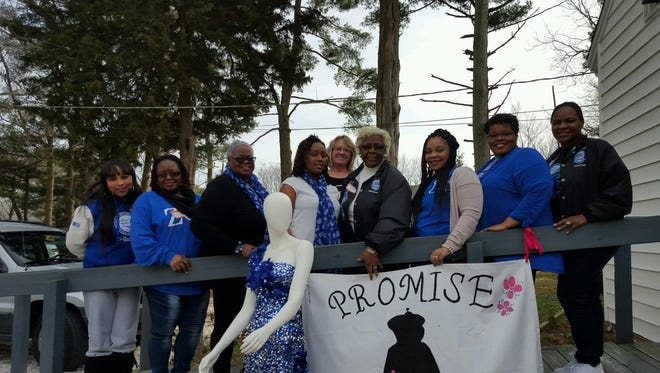 These women, members of the Dorchester County Iota Chi Zeta chapter of Zeta Phi Beta Sorority, traveled from Cambridge to help with Prom Dress Giveaway Day at Unitarian Universalist Fellowship at Salisbury.
