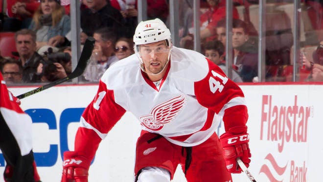 Luke Glendening – AGE: 26: CONTRACT: through 2017, $628,333: COMMENT: Continues to be a key figure on the fourth line with his checking and faceoff ability. Can drive opponents crazy with his non-stop motor. VERDICT: Likely staying