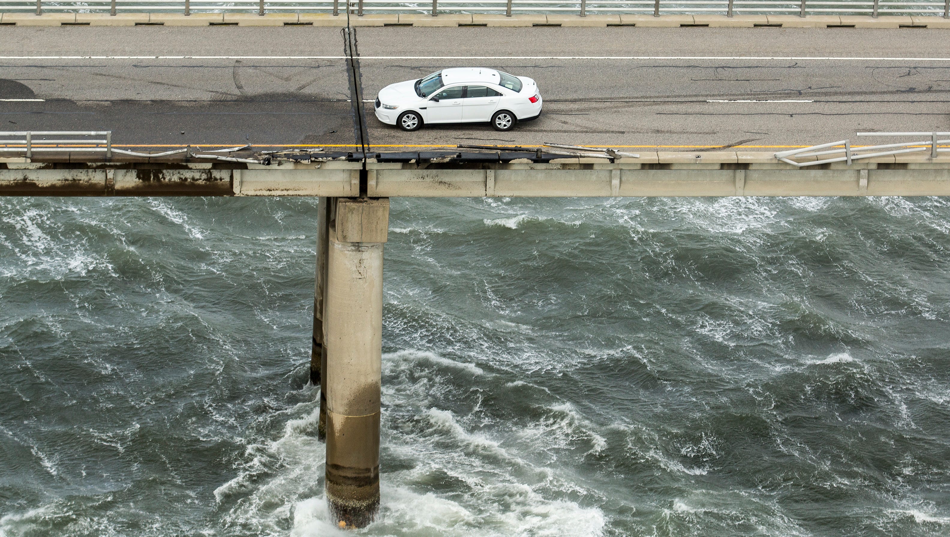 Widow Sues Bay Bridge Tunnel Over Trucker S Death In 17 Plunge