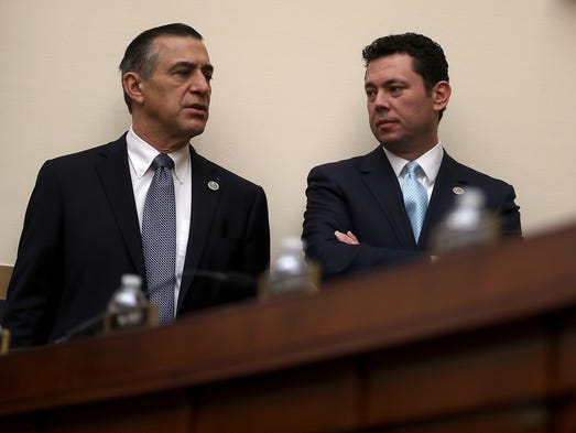 Chaffetz and Rep. Darrell Issa talk before the start