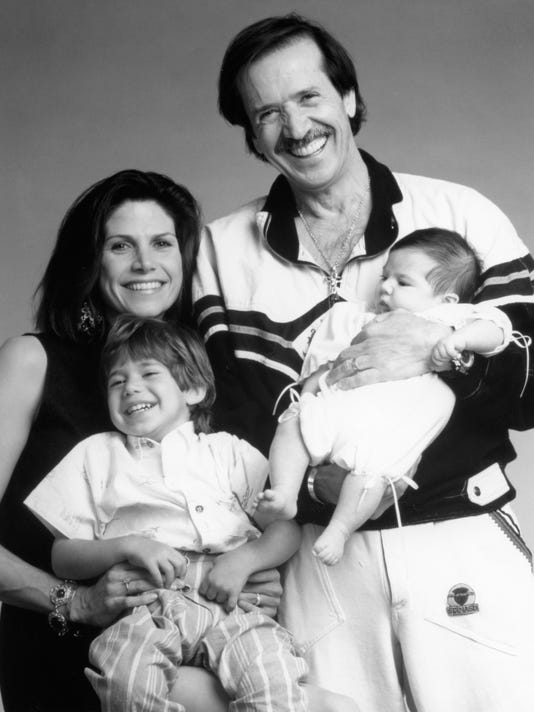 The history of celebrities that stayed and played in Palm Springs