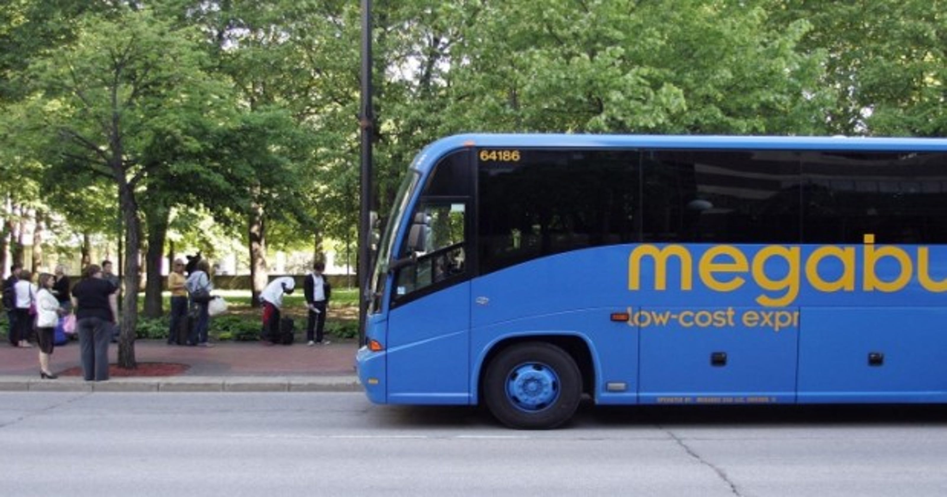 Megabus to restart service in Iowa
