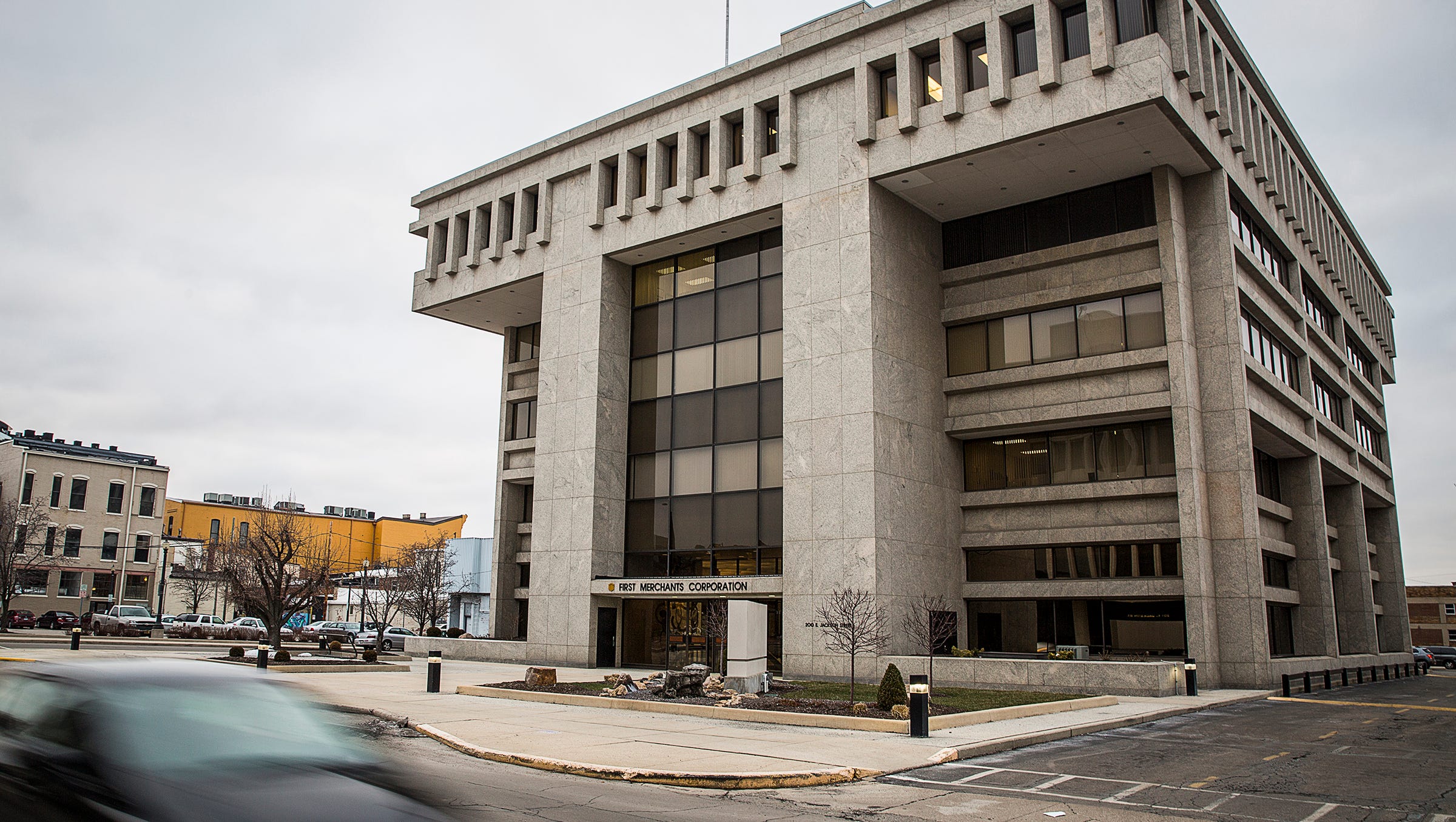 Friends and Neighbors Forbes ranks First Merchants in top 5 banks