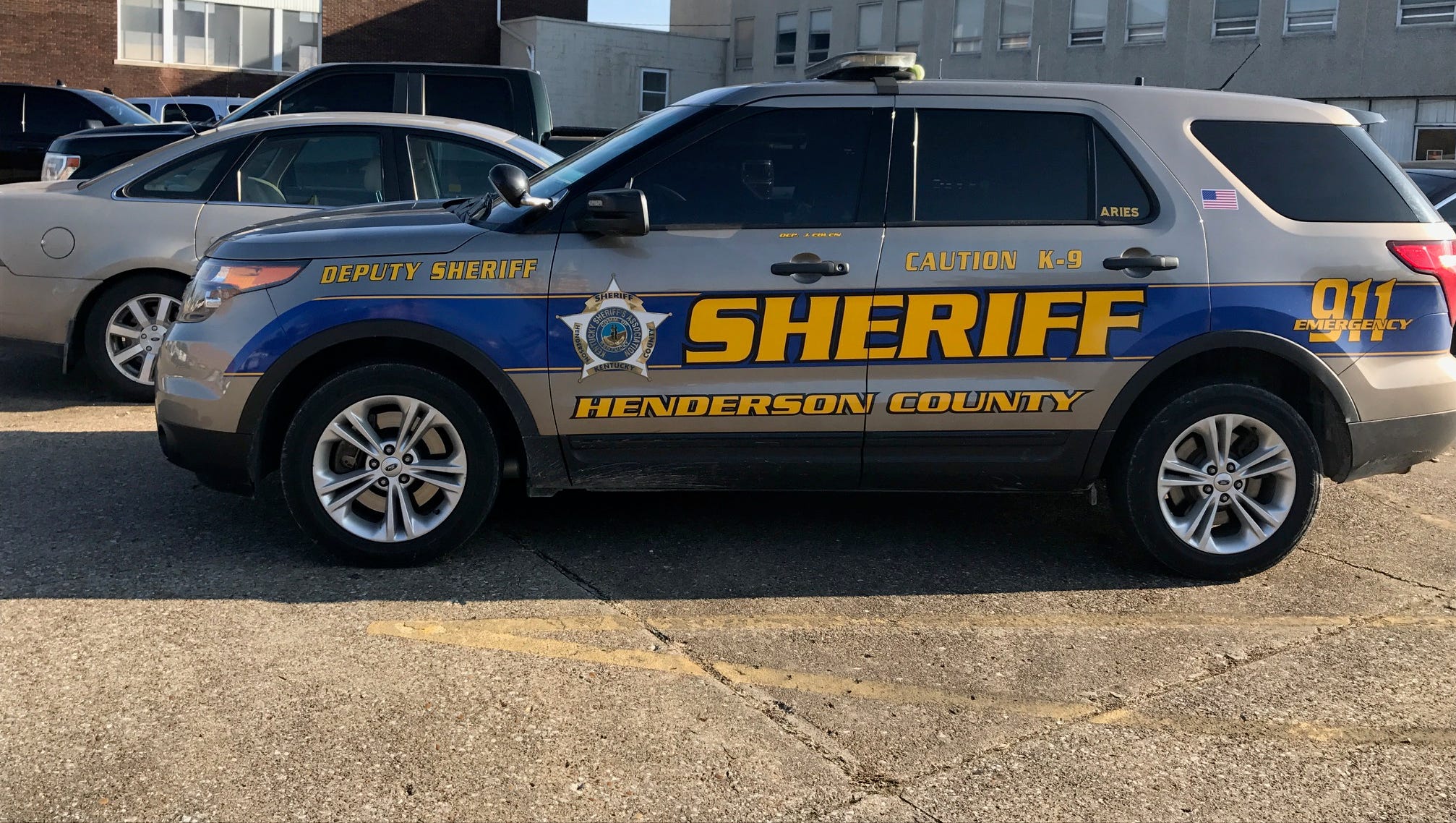 Henderson County sheriff's deputy shortage prompts look at pay hike