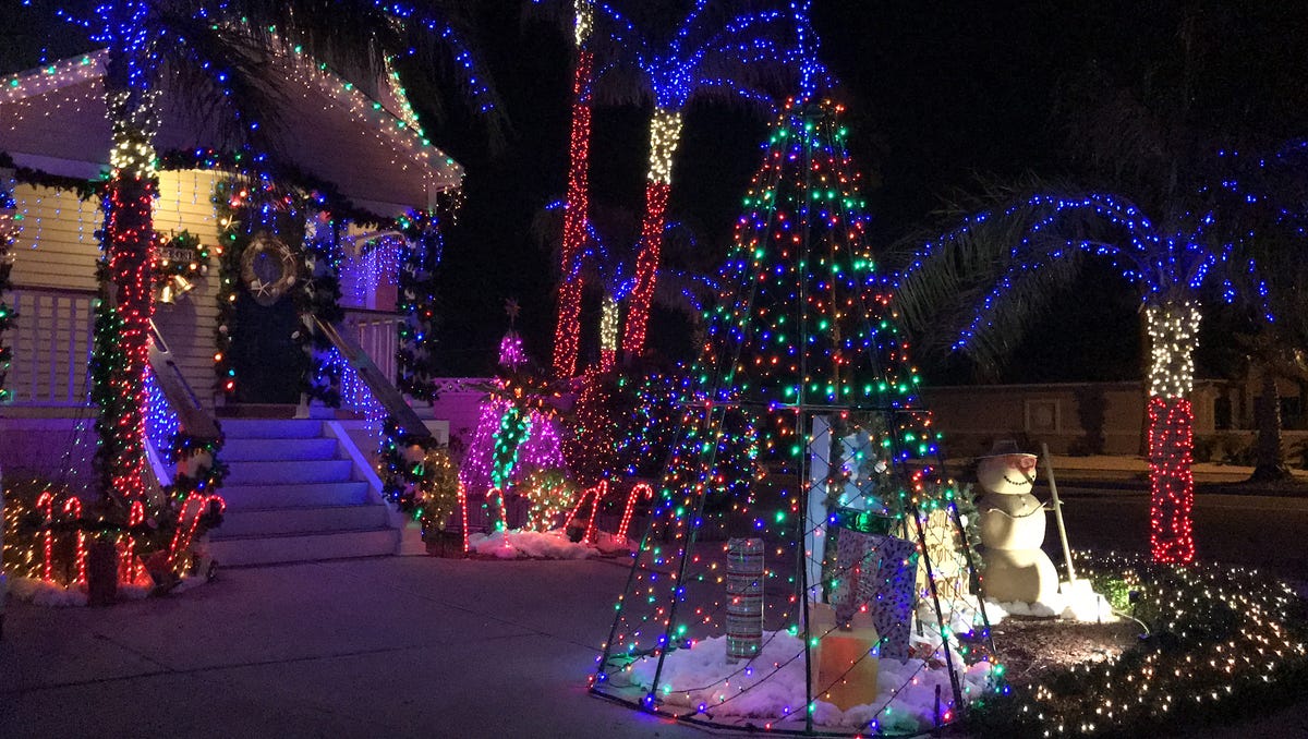 10 Christmas Light Displays In Corpus Christi Mapped Out For You