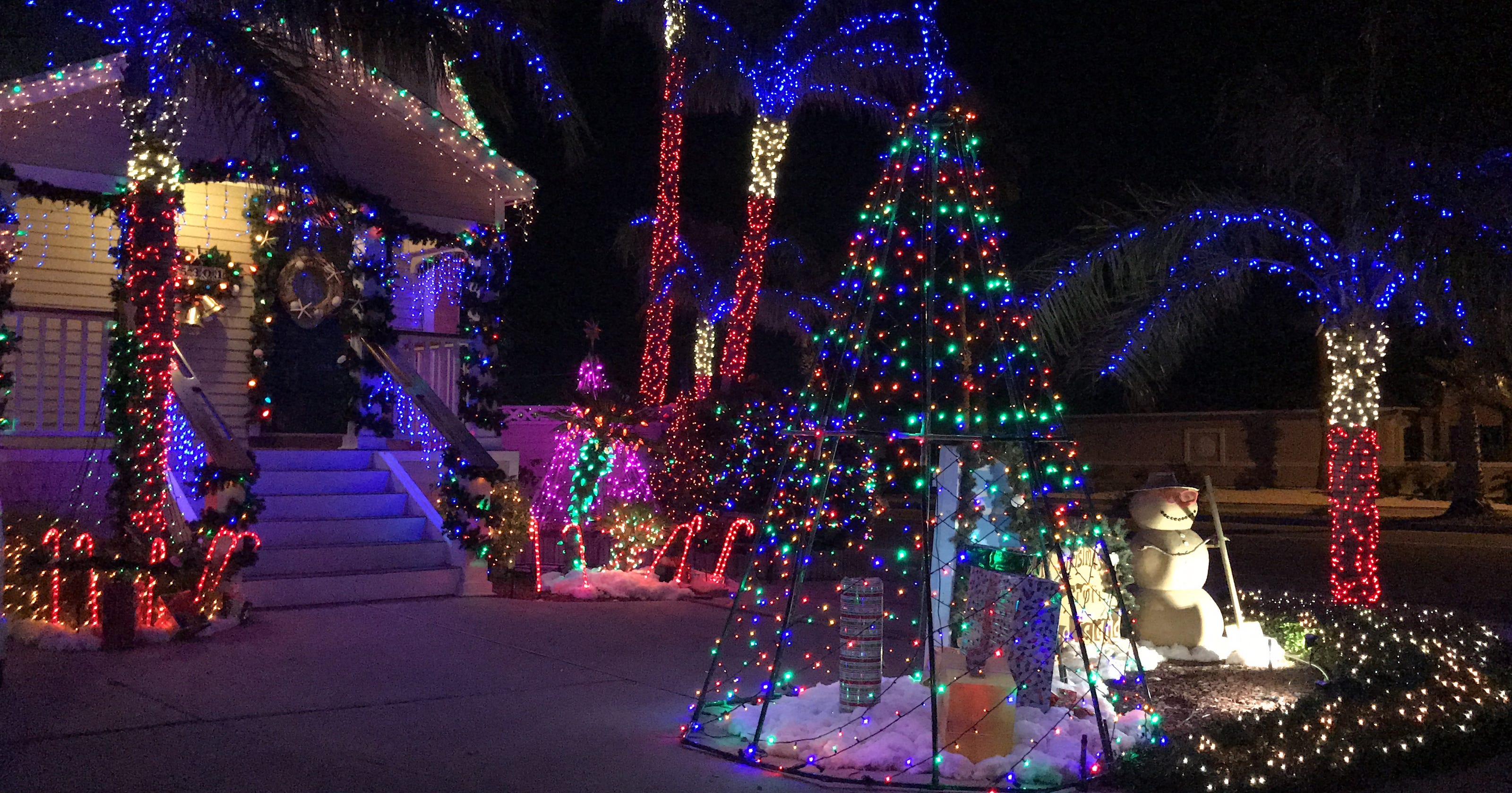 10 Christmas light displays in Corpus Christi, mapped out for you