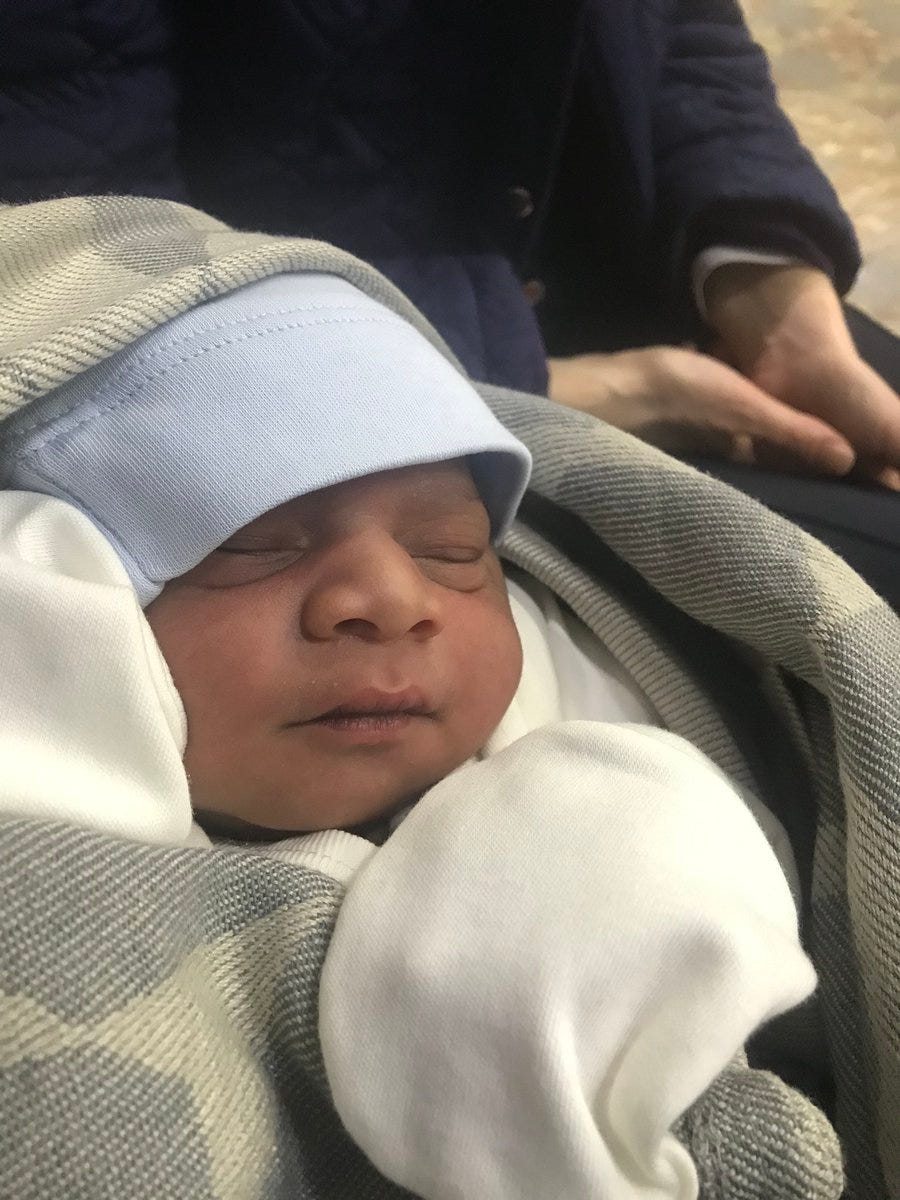 Woman Delivers Own Baby In A Turkish Hotel Using Youtube Pocket Knife