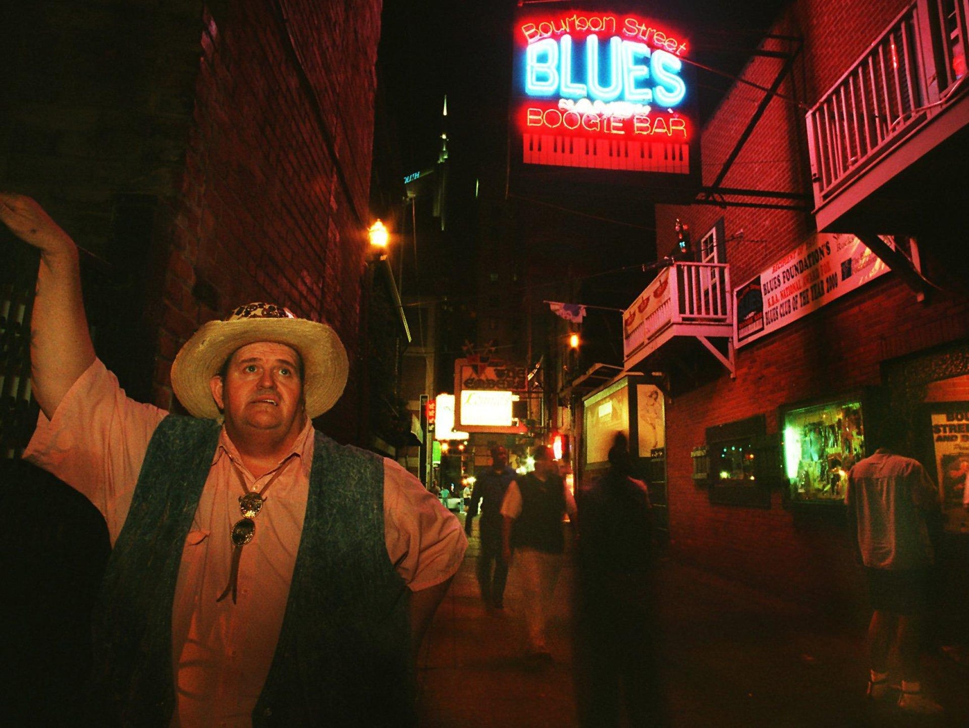 Boutique hotel planned for Lonnie's Western Room, Brass Stables site in